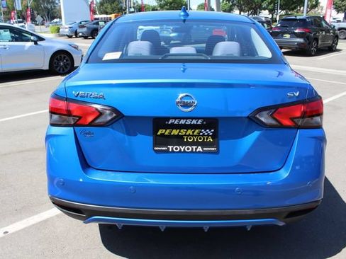 Used 2021 Nissan Versa SV FWD image 14
