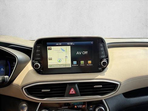 Used 2019 Hyundai Santa Fe AWD image 9