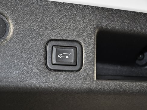 Used 2020 Chevrolet Equinox LT AWD/4WD image 50