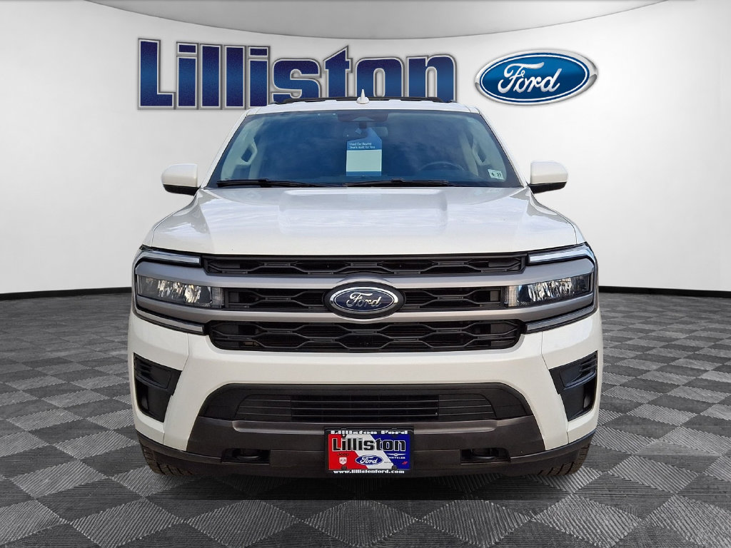 Certified 2022 Ford Expedition XLT AWD/4WD image 2