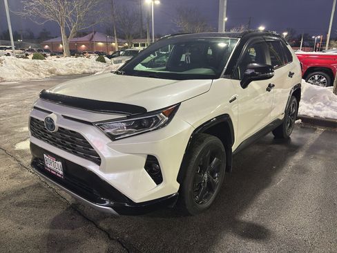 Used 2021 Toyota RAV4 XSE w/ XSE Grade Weather Package image 3