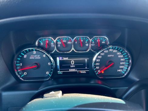 Used 2018 Chevrolet Silverado 1500 LT w/ All Star Edition image 25