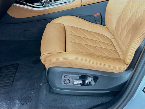 New 2026 BMW X5 xDrive40i w/ M Sport Package image 26