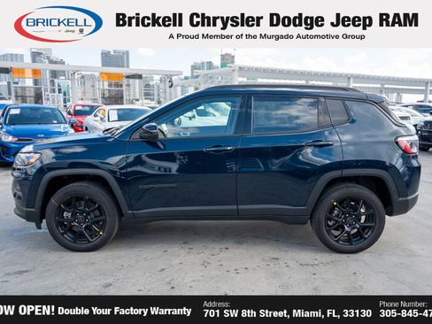 New 2026 Jeep Compass Latitude image 8