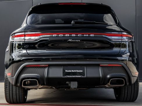 New 2026 Porsche Macan image 10