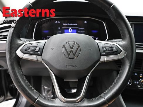 Used 2024 Volkswagen Jetta SE FWD image 10