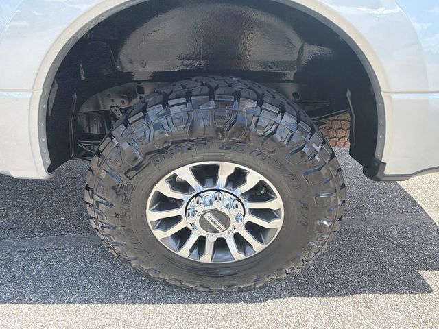 Used 2022 Ford F250 Lariat w/ Lariat Ultimate Package AWD/4WD image 19
