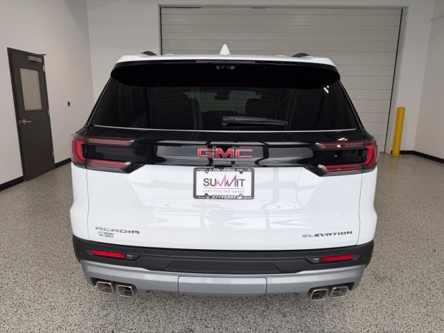 Used 2026 GMC Acadia Elevation w/ Elevation Premium Package FWD image 4