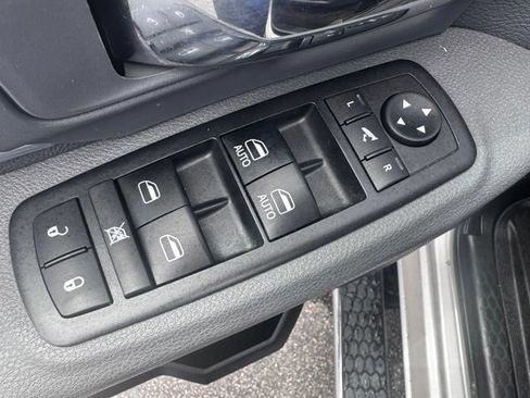 Used 2017 RAM 1500 Big Horn AWD/4WD image 19