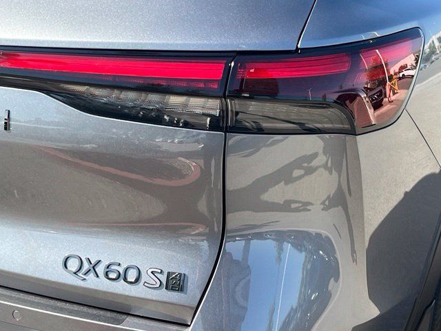 Certified 2026 INFINITI QX60 Sport w/ Dark Cargo Package AWD/4WD image 35