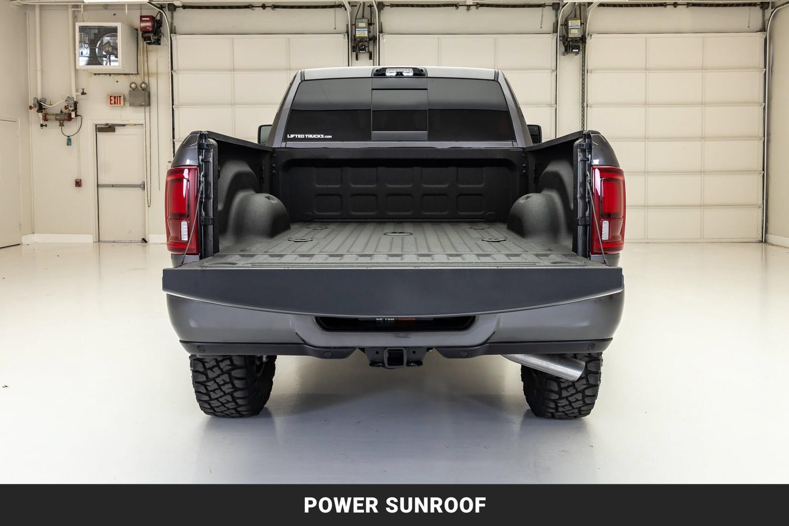 Used 2026 RAM 2500 Limited AWD/4WD image 8