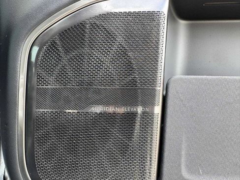 Used 2022 Rivian R1T Adventure image 57