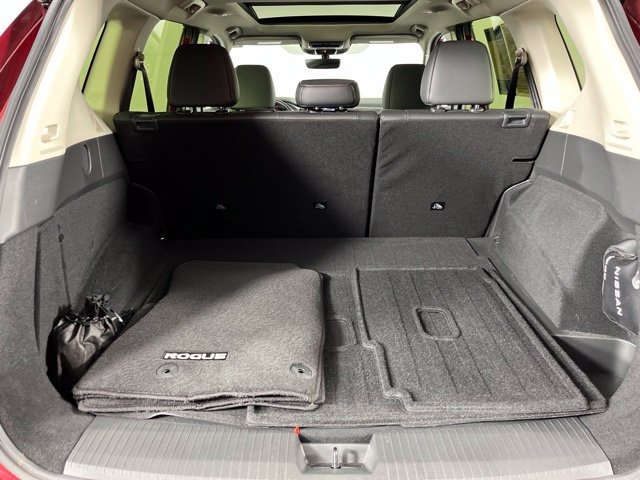 Certified 2025 Nissan Rogue SV w/ SV Premium Package FWD image 49