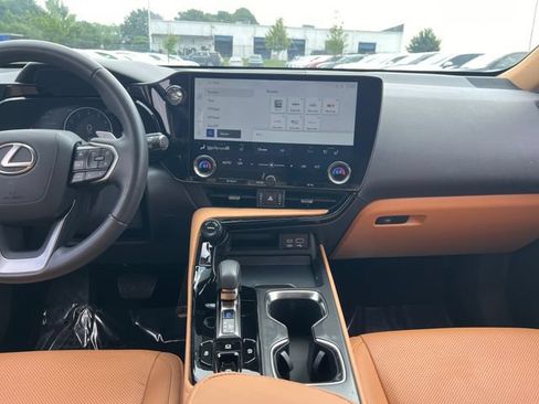 Used 2024 Lexus NX 250 FWD w/ Cold Area Package image 15