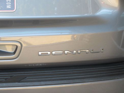Used 2021 GMC Yukon Denali AWD/4WD image 83