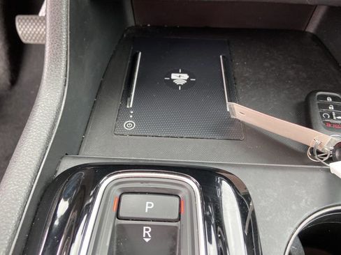 Used 2025 Honda Pilot EX-L image 43