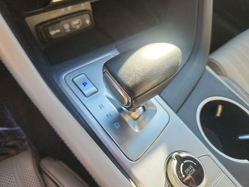 Used 2019 Genesis G70 3.3T Advanced w/ Elite Package image 16