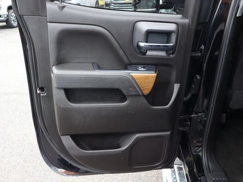 Used 2018 Chevrolet Silverado 1500 LTZ w/ Sport Package AWD/4WD image 26