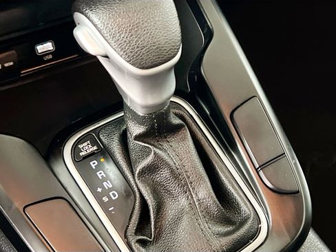 Used 2023 Kia Soul LX w/ LX Technology Package image 24