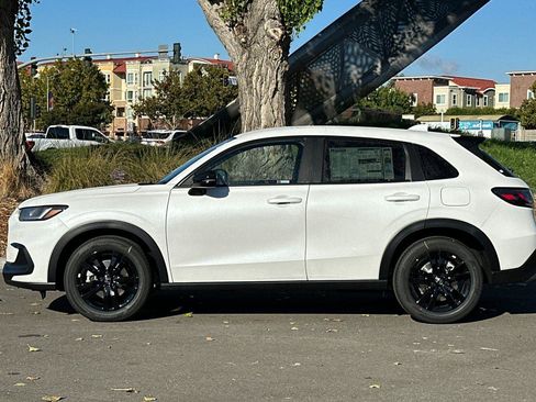 New 2026 Honda HR-V Sport image 7