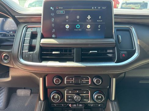 Used 2023 Chevrolet Tahoe Z71 w/ Luxury Package AWD/4WD image 47