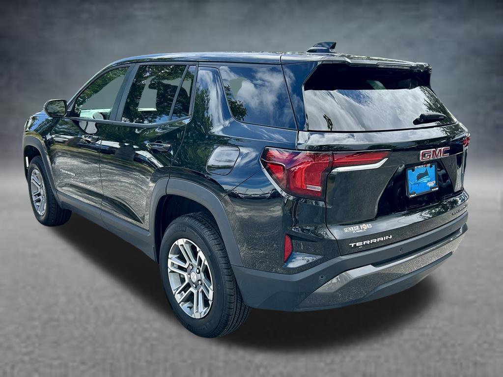 Used 2026 GMC Terrain Elevation FWD image 8
