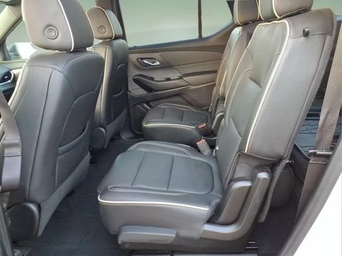 Used 2023 Chevrolet Traverse Premier w/ Redline Edition AWD/4WD image 12
