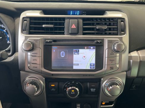 Used 2019 Toyota 4Runner SR5 AWD/4WD image 20
