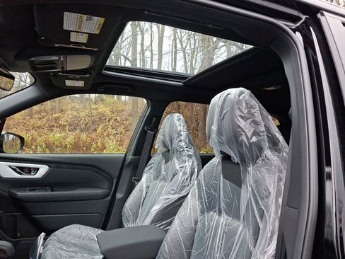 New 2025 Subaru Forester Limited image 11