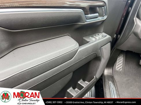 Used 2023 Chevrolet Silverado 1500 LT Trail Boss w/ LPO, Dark Essentials Package AWD/4WD image 11