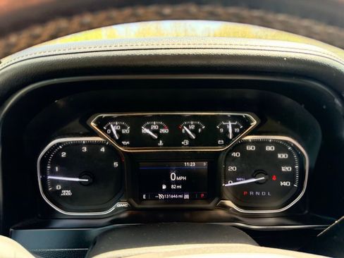 Used 2021 GMC Sierra 2500 SLT w/ SLT Convenience Package AWD/4WD image 20