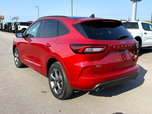 Used 2024 Ford Escape ST-Line w/ Tech Pack #1 AWD/4WD image 5