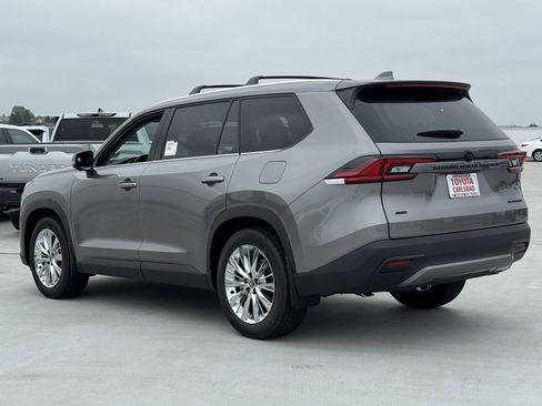 New 2026 Toyota Grand Highlander AWD image 12