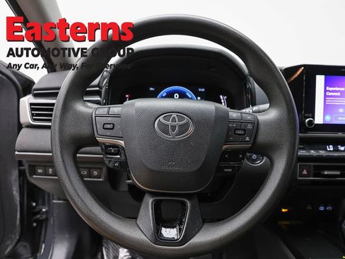 Used 2025 Toyota Camry LE FWD image 11