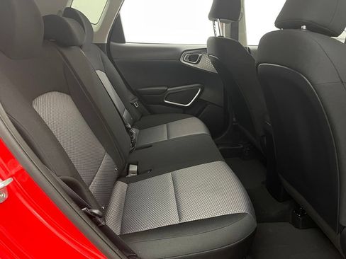 Used 2022 Kia Soul LX FWD image 32