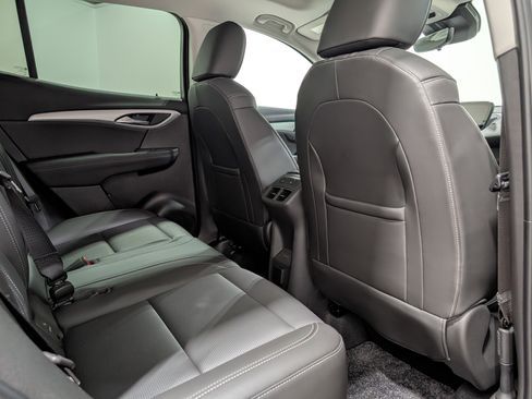 Used 2024 Buick Envision Avenir image 17