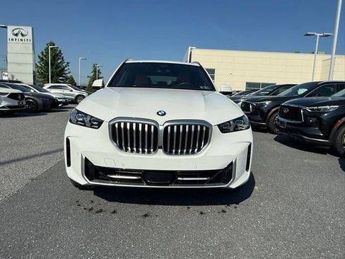 Used 2026 BMW X5 xDrive40i AWD/4WD image 3