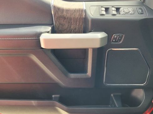 Used 2019 Ford F350 Lariat w/ Tow Technology Bundle image 22