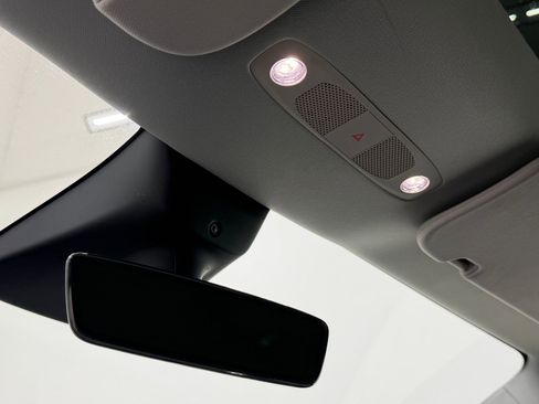 Used 2023 Tesla Model Y Long Range image 16