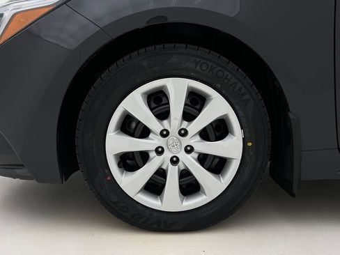 Used 2024 Toyota Corolla LE image 25