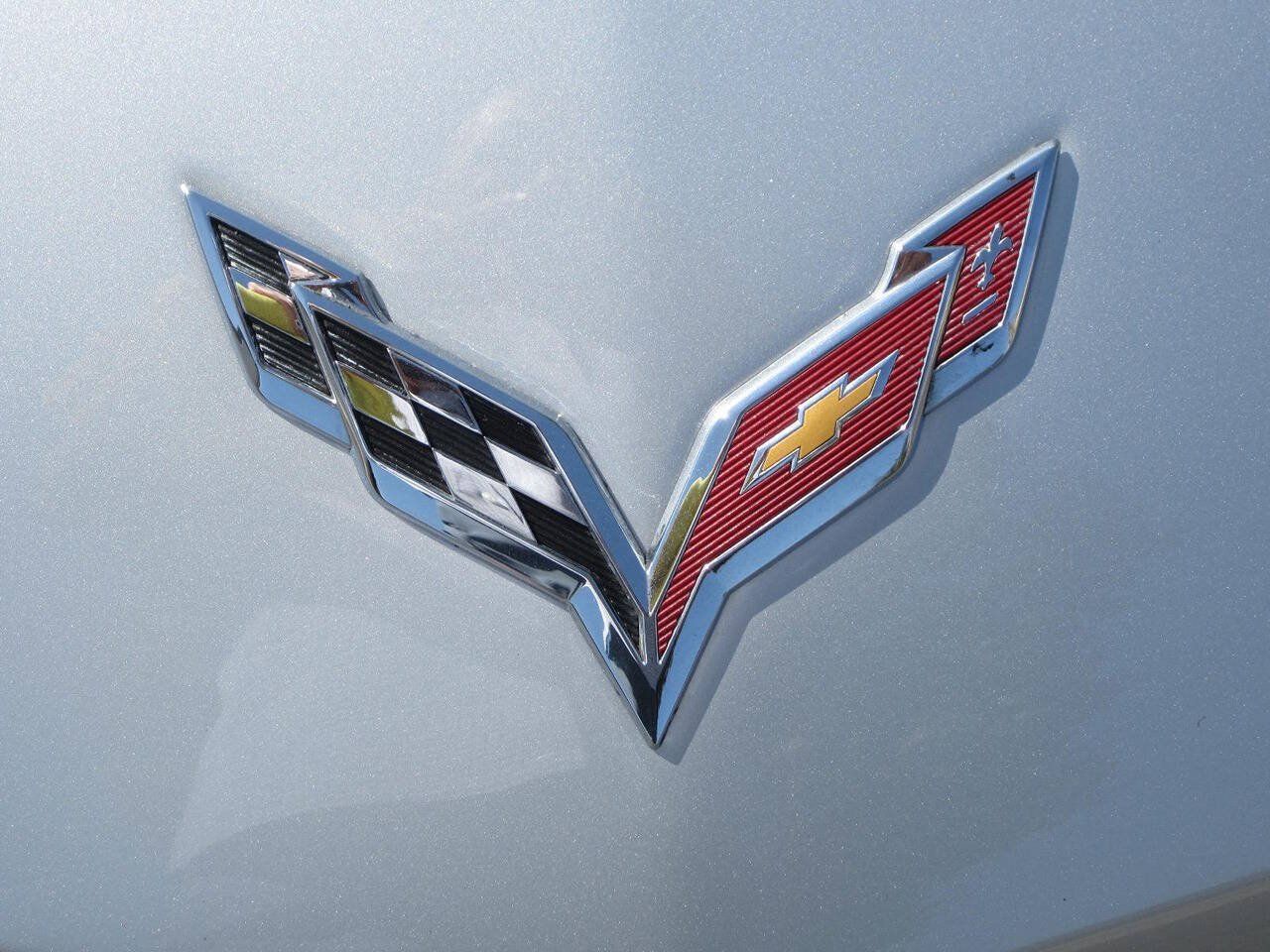 Used 2019 Chevrolet Corvette Stingray Coupe RWD image 38