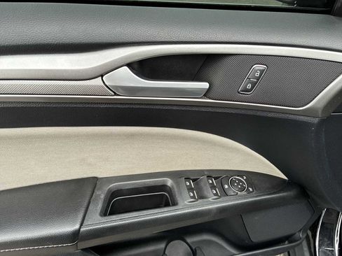 Used 2020 Ford Fusion S image 23