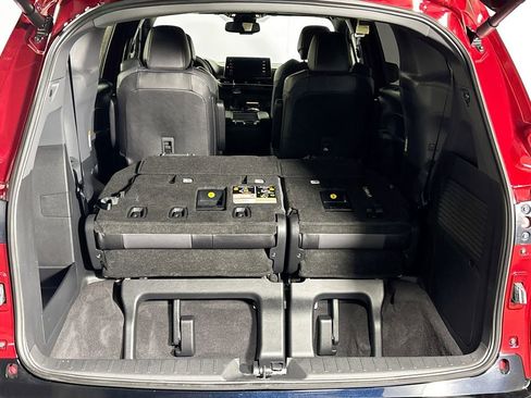 Used 2024 Toyota Sienna XSE image 21