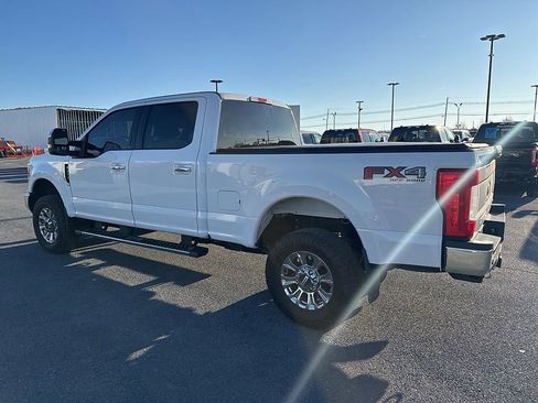Used 2019 Ford F250 XLT w/ XLT Premium Package image 3