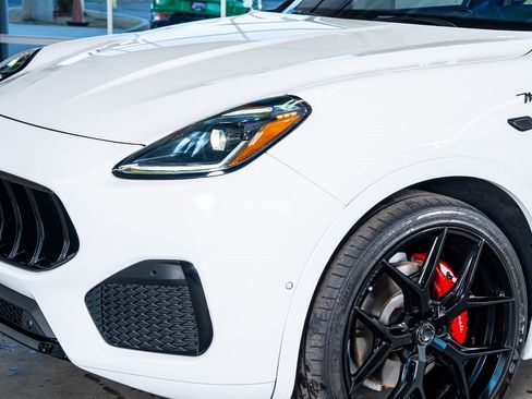 Used 2023 Maserati Grecale Modena image 11