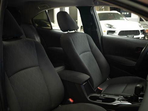 Used 2024 Toyota Corolla LE FWD image 14