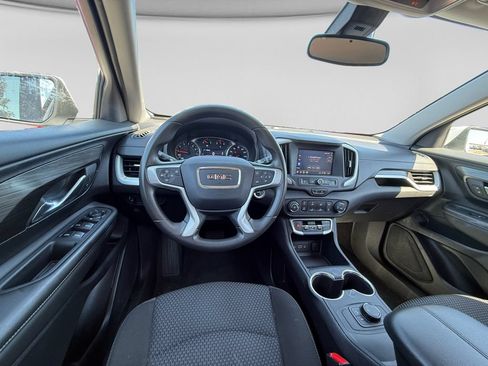 Used 2024 GMC Terrain SLE AWD/4WD image 15