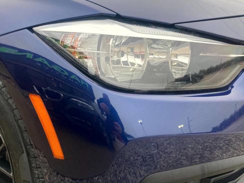 Used 2017 BMW 320i xDrive Sedan image 6