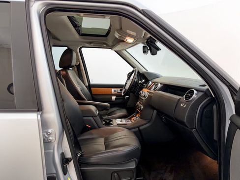 Used 2014 Land Rover LR4 HSE AWD/4WD image 30