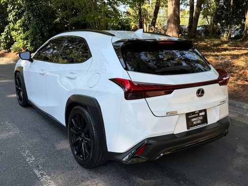 Used 2019 Lexus UX 200 F Sport w/ F Sport Premium Package FWD image 5